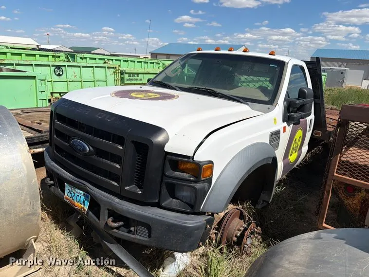 2008 Ford F450 Super Duty Flatbed Truck