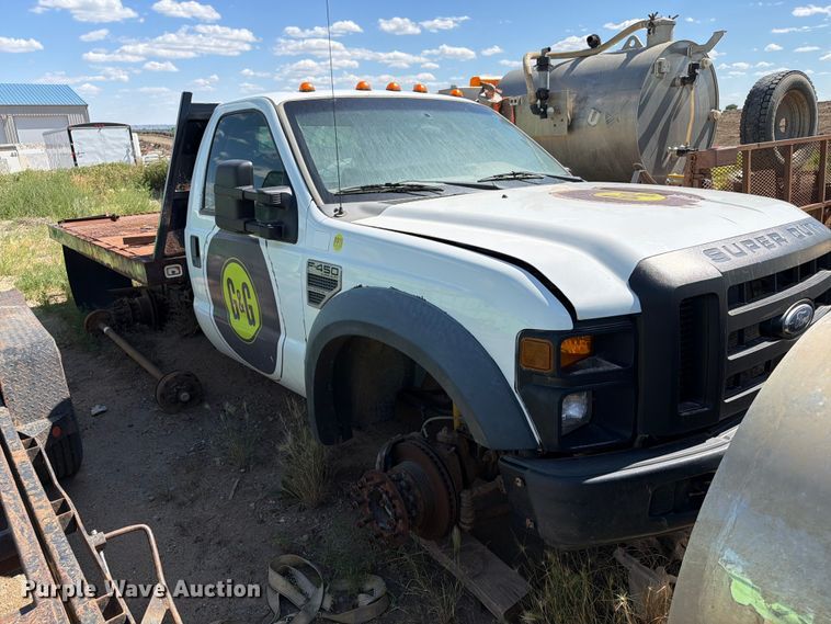 2008 Ford F450 Super Duty Flatbed Truck - photo 3