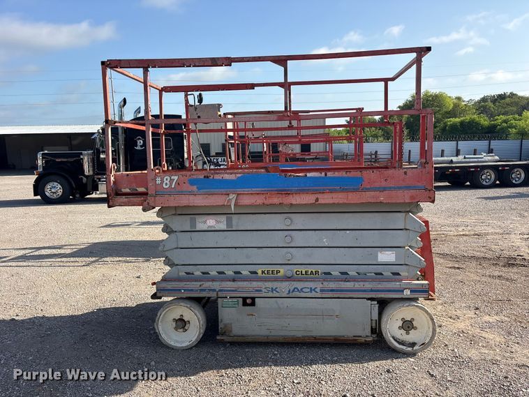 2008 Skyjack SJ4632 Scissor Lift - photo 4