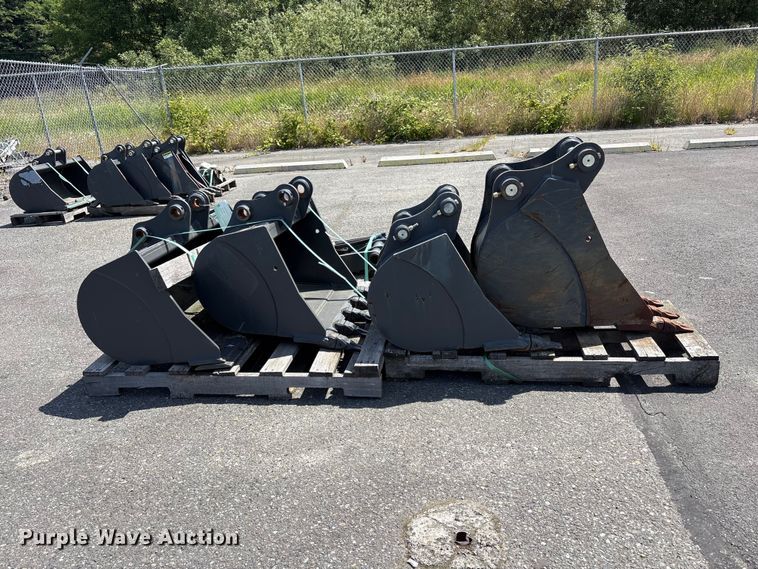 CNH Industrial Excavator Attachments - photo 4