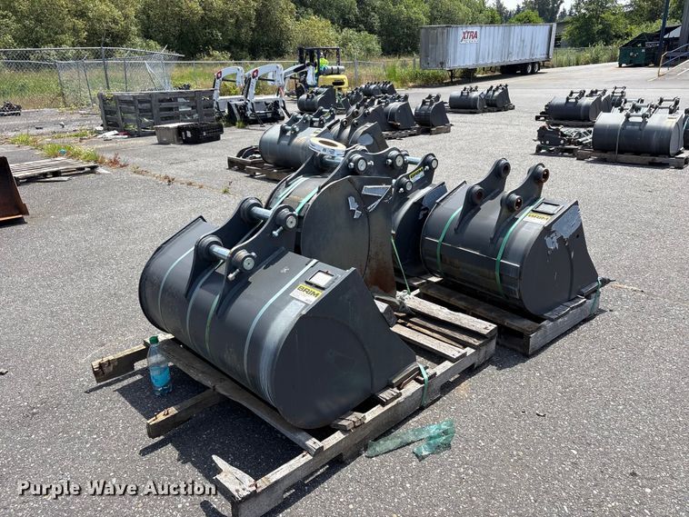 CNH Industrial CNH33.37 Excavator Attachments - photo 5