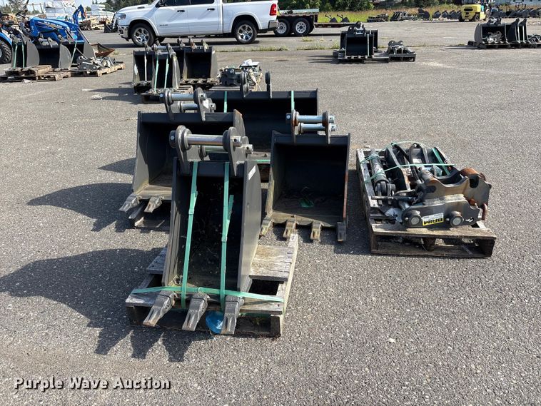 CNH Industrial CNH33.37 Excavator Attachments - photo 2