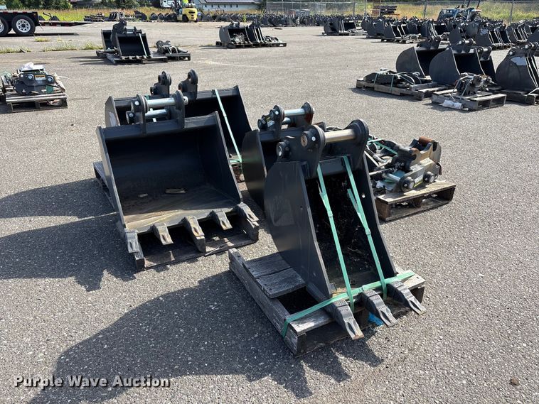 CNH Industrial CNH33.37 Excavator Attachments - photo 3
