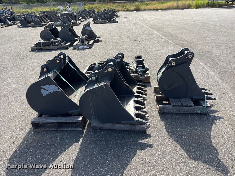 CNH Industrial CNH33.37 Excavator Attachments - photo 4