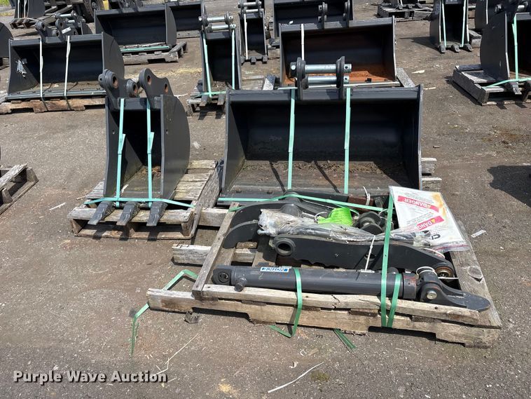 CNH Industrial CNH33.37 Excavator Attachments - photo 2