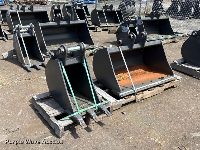 (2) CNH Industrial CNH33.37 Excavator Buckets - photo 3