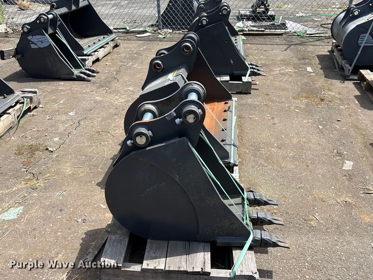 (2) CNH Industrial CNH33.37 Excavator Buckets - photo 4