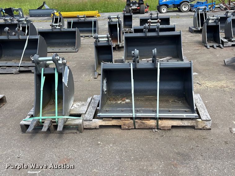 (2) CNH Industrial CNH33.37 Excavator Buckets - photo 2