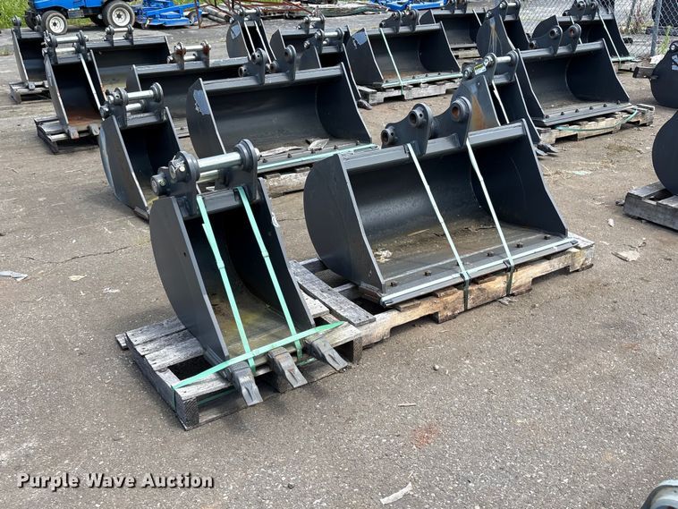 (2) CNH Industrial CNH33.37 Excavator Buckets - photo 3