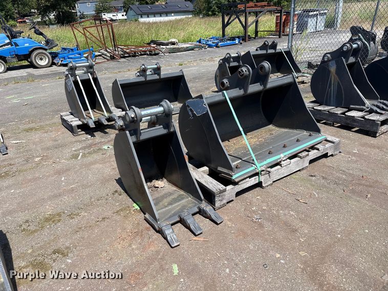 (2) CNH Industrial CNH33.37 Excavator Buckets - photo 3