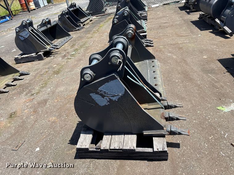 (2) CNH Industrial CNH33.37 Excavator Buckets - photo 4