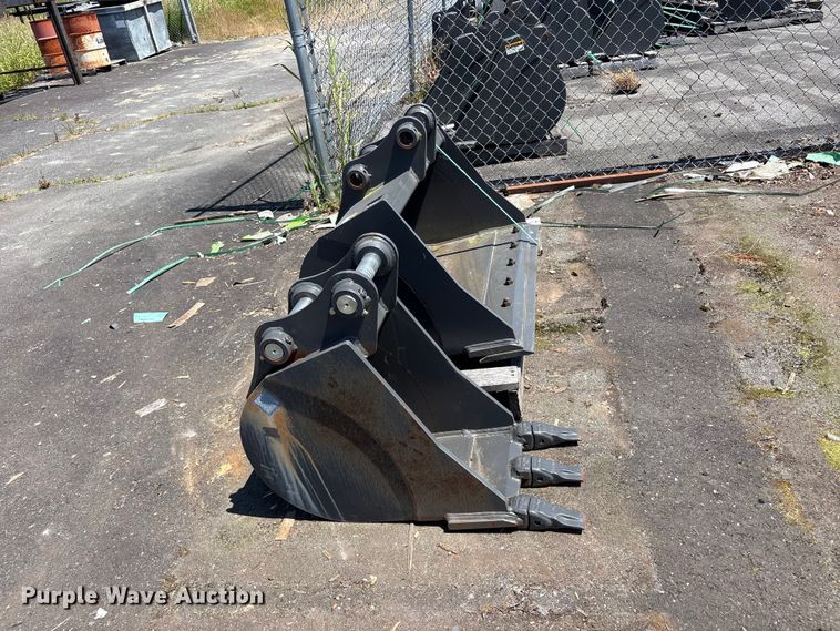 (2) CNH Industrial CNH33.37 Excavator Buckets - photo 4