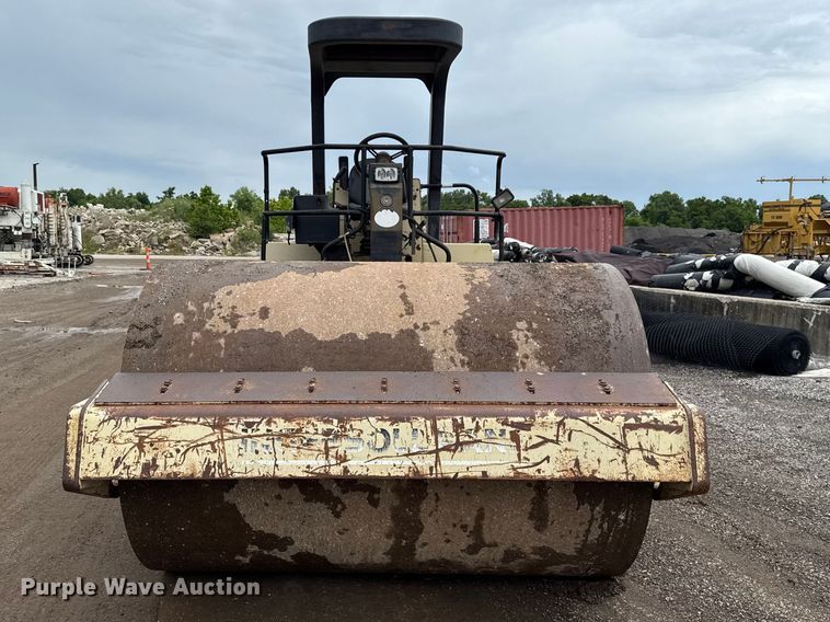 1999 Ingersoll Rand SD100D Single Drum Vibratory Roller - photo 2