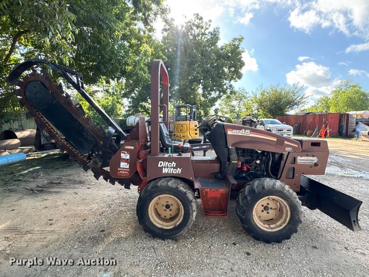 2000 Ditch Witch RT45 Trencher - photo 4
