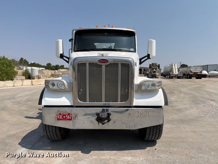 2017 Peterbilt 567 Ready Mix Truck - photo 2