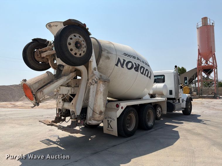 2017 Peterbilt 567 Ready Mix Truck - photo 5