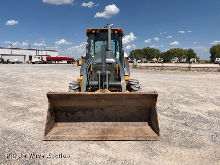 2015 John Deere 310SL Backhoe - photo 2