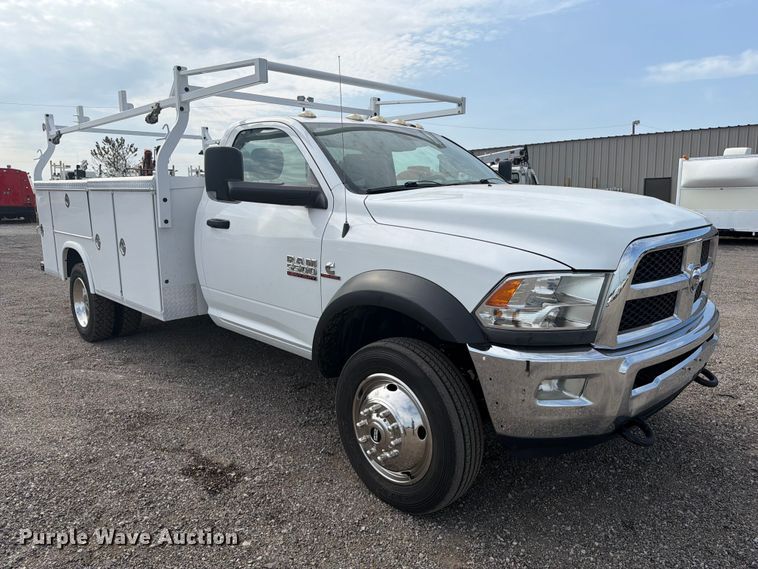 2015 RAM 5500 Heavy Duty Utility / Service Truck - photo 3