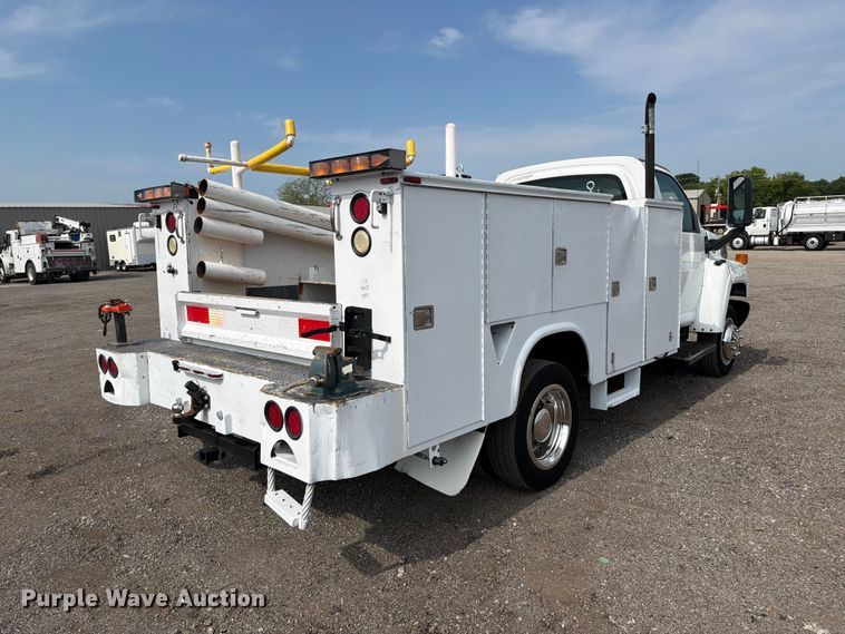 2005 Chevrolet C4500 Utility / Service Truck - photo 5