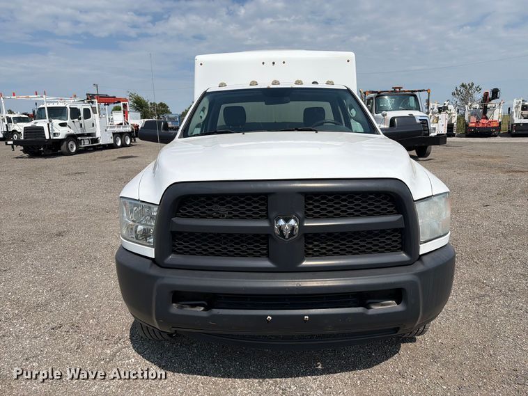2017 RAM 3500 Utility Bed Pickup Truck - photo 2