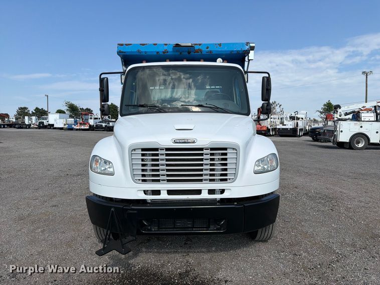 2016 Freightliner Business Class M2 Dump Truck - photo 2