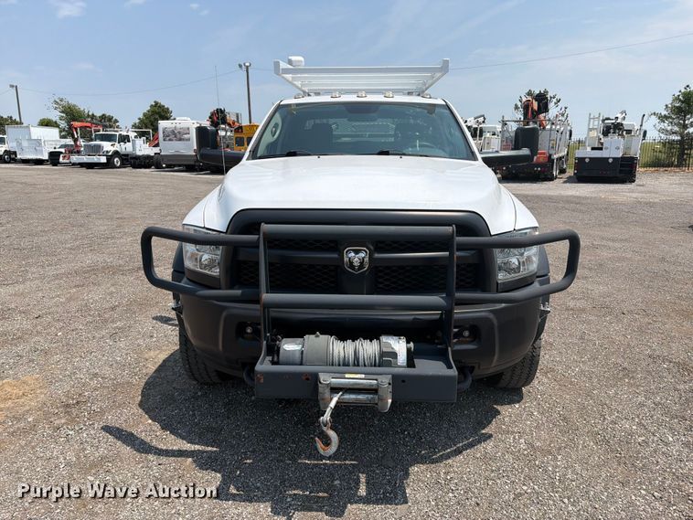 2016 RAM 4500 Crew Cab Utility / Service Truck - photo 2