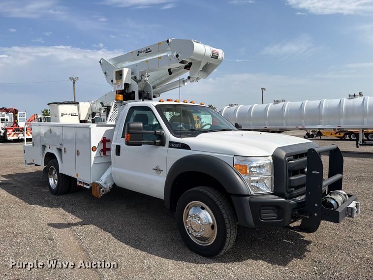 2012 Ford F550 Super Duty Bucket Truck - photo 3