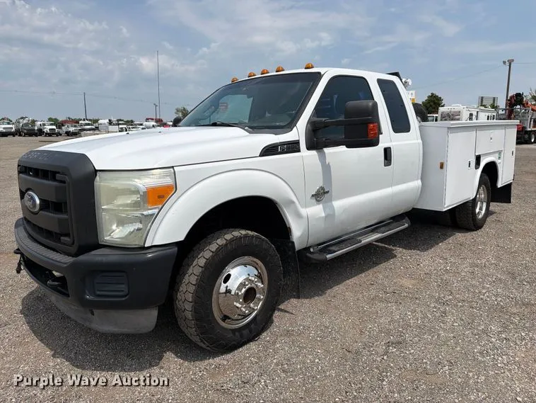 2011 Ford F350 Super Duty Ext. Cab Utility Bed Pickup Truck