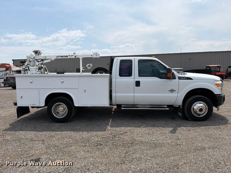 2011 Ford F350 Super Duty Ext. Cab Utility Bed Pickup Truck - photo 4