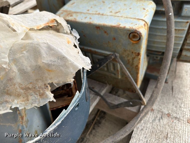 (2) Electric Motors - photo 5