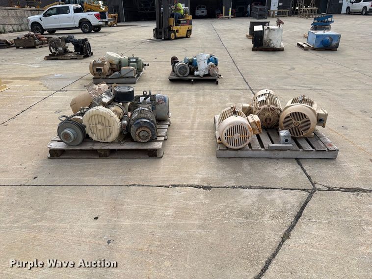 (8) Electric Motors - photo 4