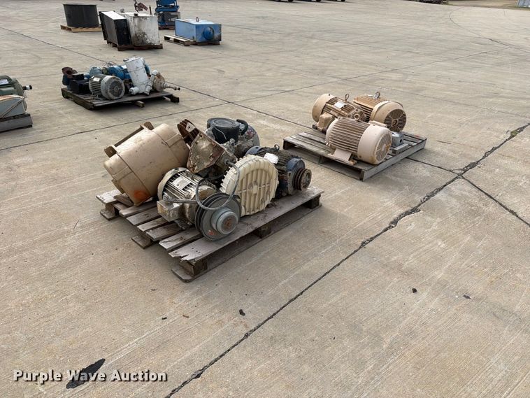 (8) Electric Motors - photo 5
