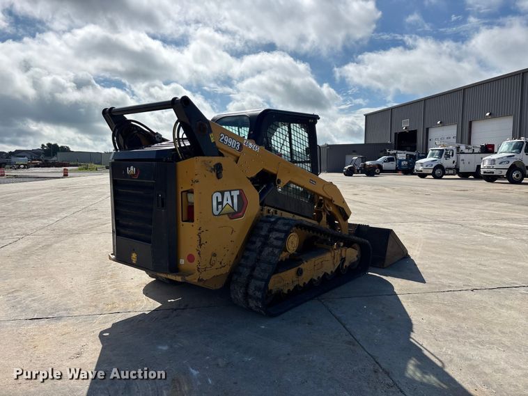 2021 Caterpillar 299D3 Tracked Skid Steer Loader - photo 4
