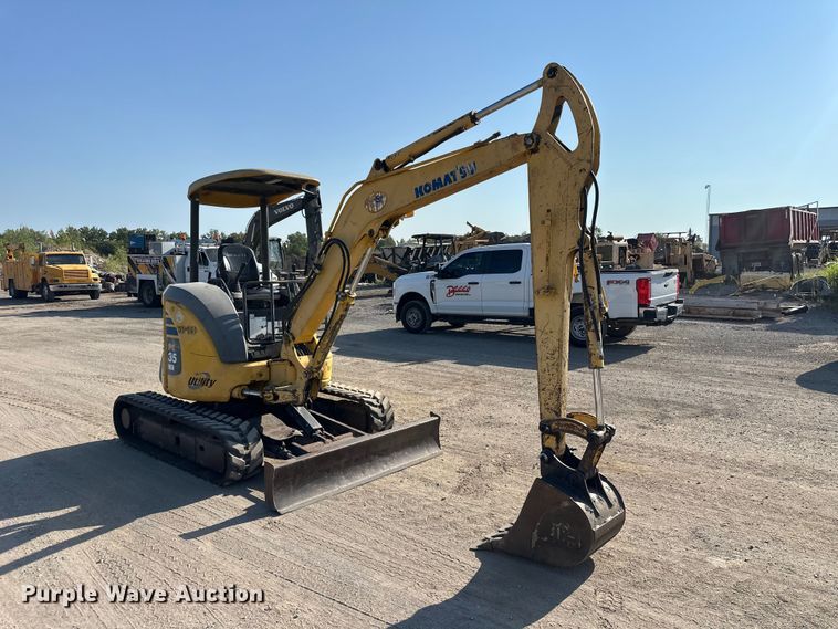 Komatsu PC35MR-2 Mini Excavator - photo 3