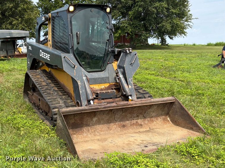 2012 John Deere 333D Tracked Skid Steer Loader - photo 3