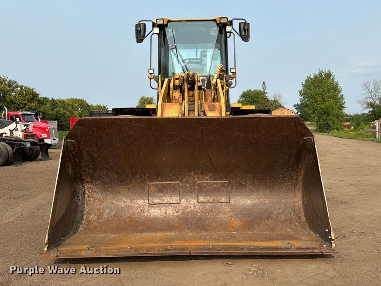 2005 Caterpillar 938G Wheel Loader - photo 2