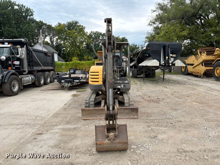 2012 Volvo EC35C Mini Excavator - photo 2