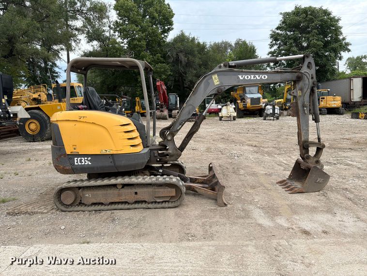 2012 Volvo EC35C Mini Excavator - photo 4