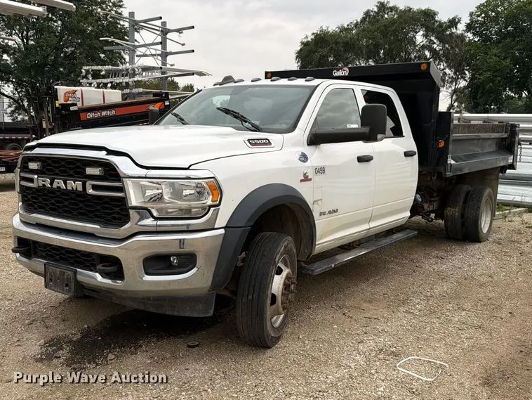 2020 RAM 5500 Crew Cab Dump Truck