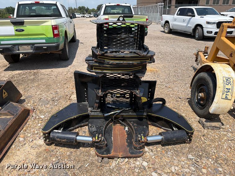 M&M HC16 Hydra Clip Skid Steer Tree Shear - photo 4