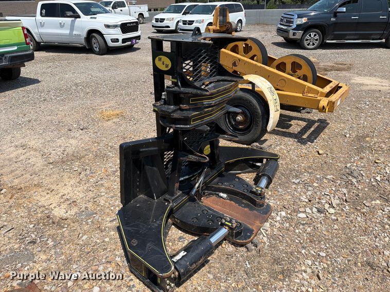 M&M HC16 Hydra Clip Skid Steer Tree Shear - photo 5