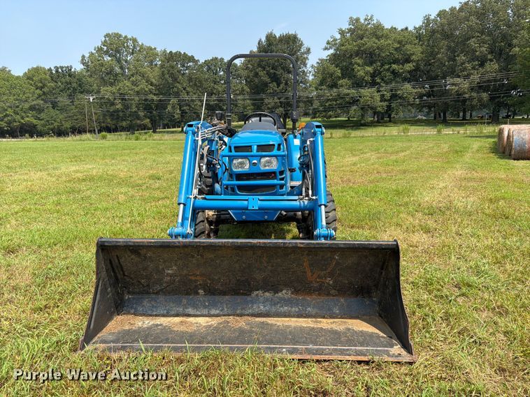 LS MT225HE MFWD Tractor - photo 2