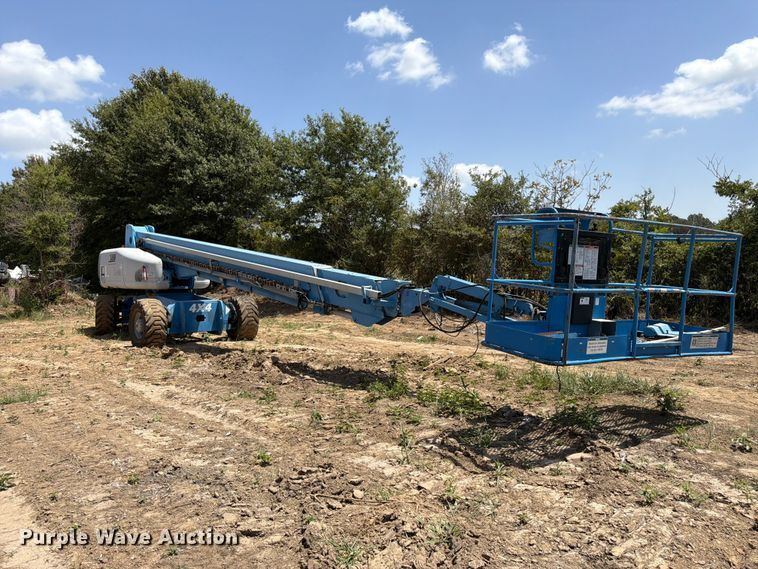 2000 Genie S-125 Boom Lift - photo 3