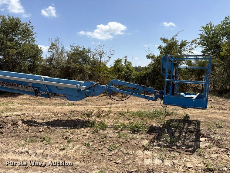 2000 Genie S-125 Boom Lift - photo 4