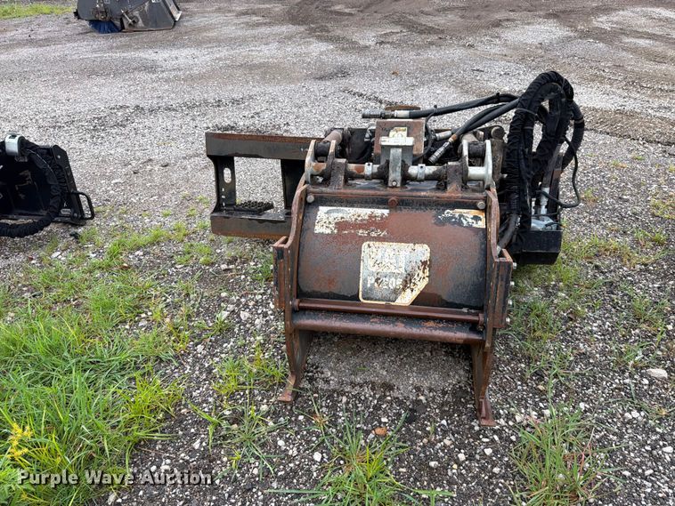 Caterpillar PC206 Skid Steer Cold Planer - photo 2