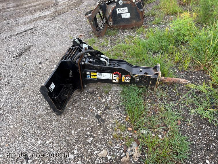 2023 Caterpillar B6 Skid Steer Breaker - photo 4