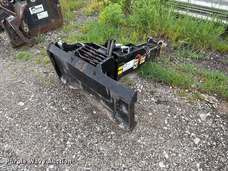 2023 Caterpillar B6 Skid Steer Breaker - photo 5