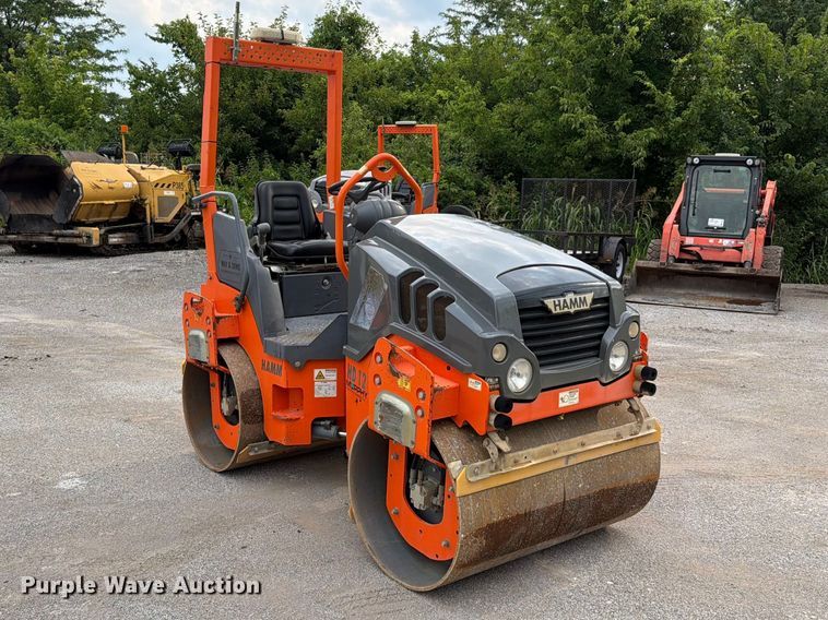 2015 Hamm HD12 Double Drum Vibratory Roller - photo 3