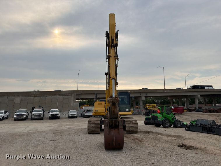 2014 Komatsu PC360LC-10 Excavator - photo 2