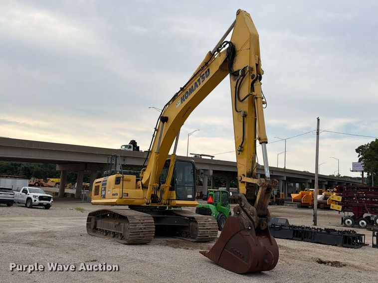 2014 Komatsu PC360LC-10 Excavator - photo 4